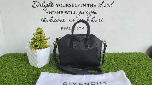 Givenchy Mini Antigona