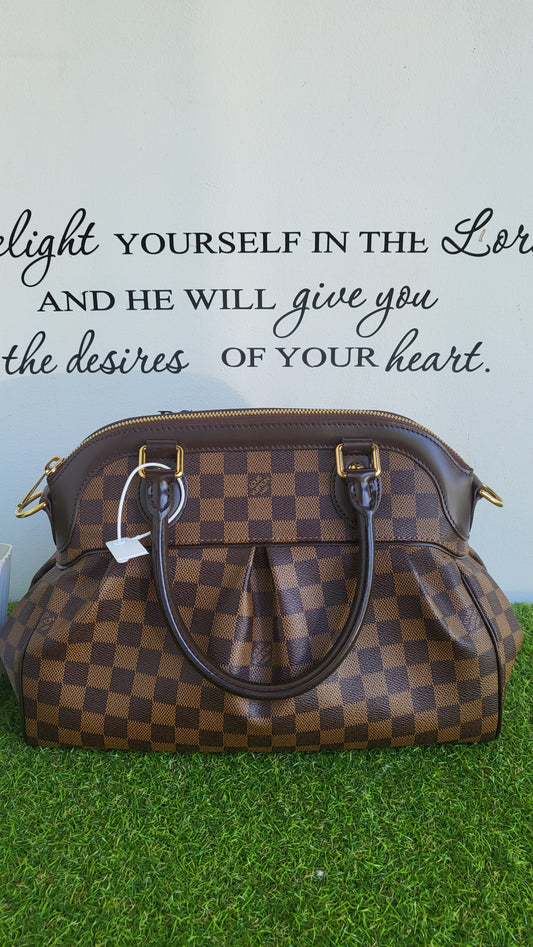 Louis Vuitton Trevi PM