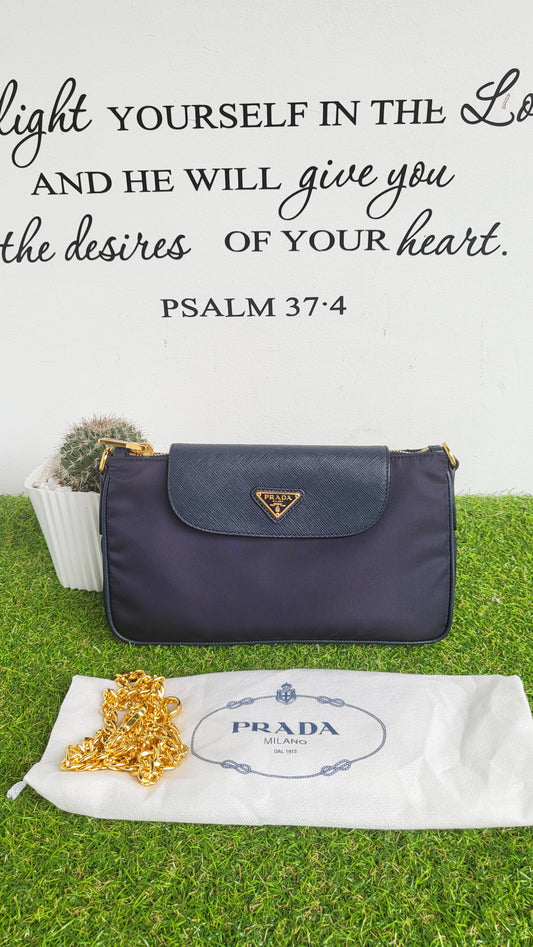Prada tessuto flap small