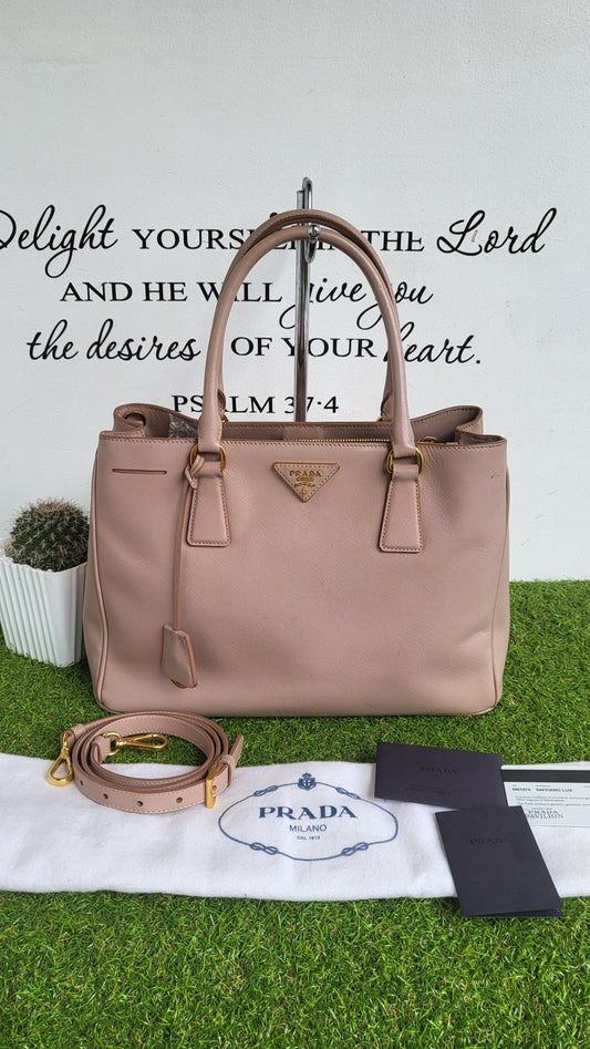 Prada Saffiano Cammeo