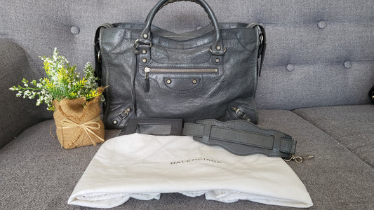 Balenciaga city medium