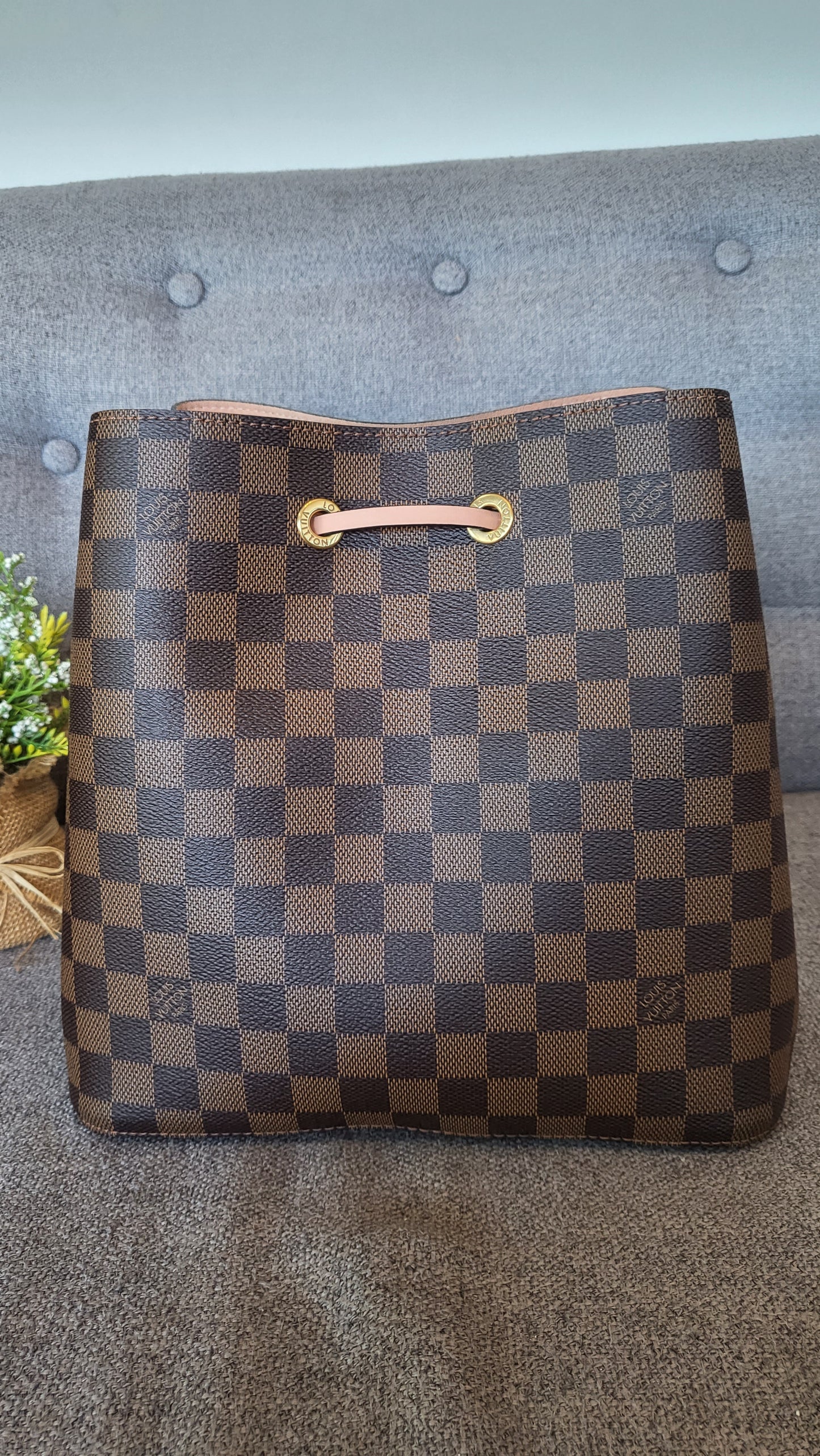 LV Neonoe Damier Ebene