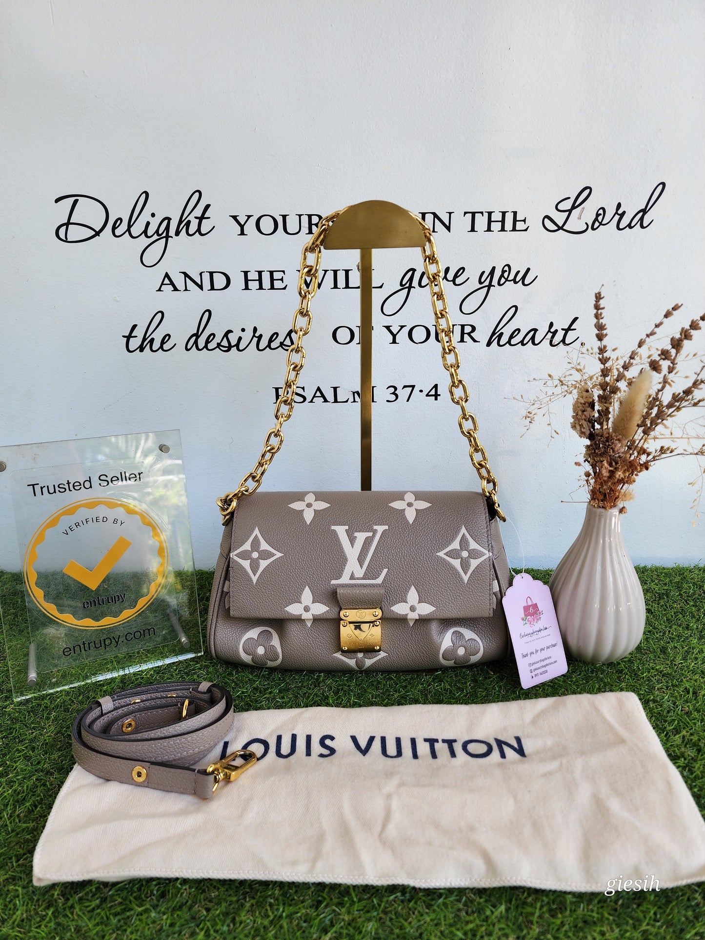 Louis Vuitton Favorite Empreiente Turtle Dove