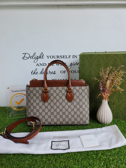 Gucci GG supreme monogram