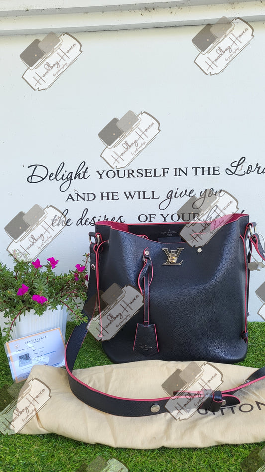 Louis Vuitton Neo Lock me