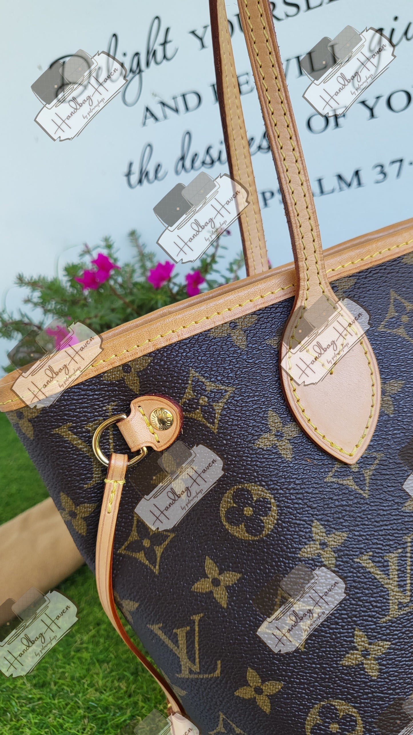 Louis Vuitton Neverfull PM