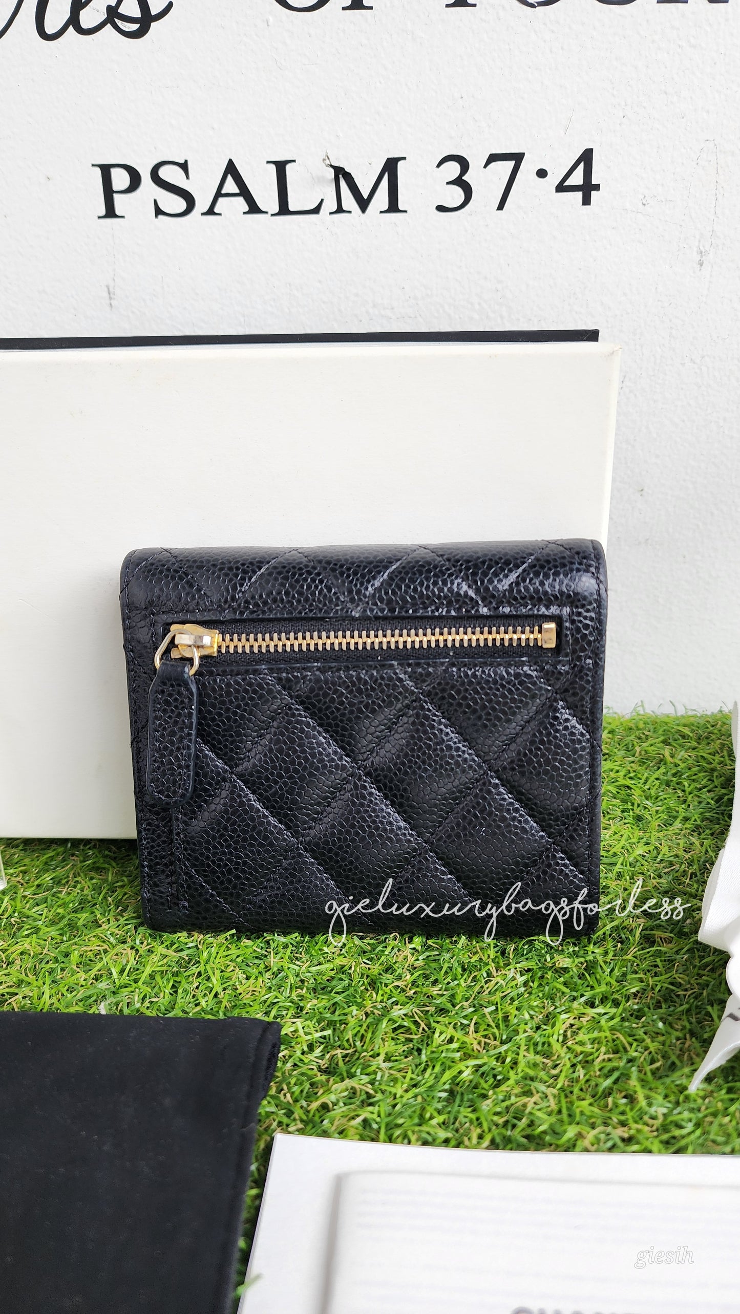 Chanel tri-fold classic wallet