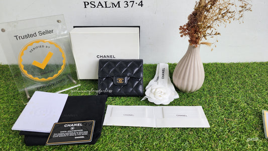 Chanel tri-fold classic wallet