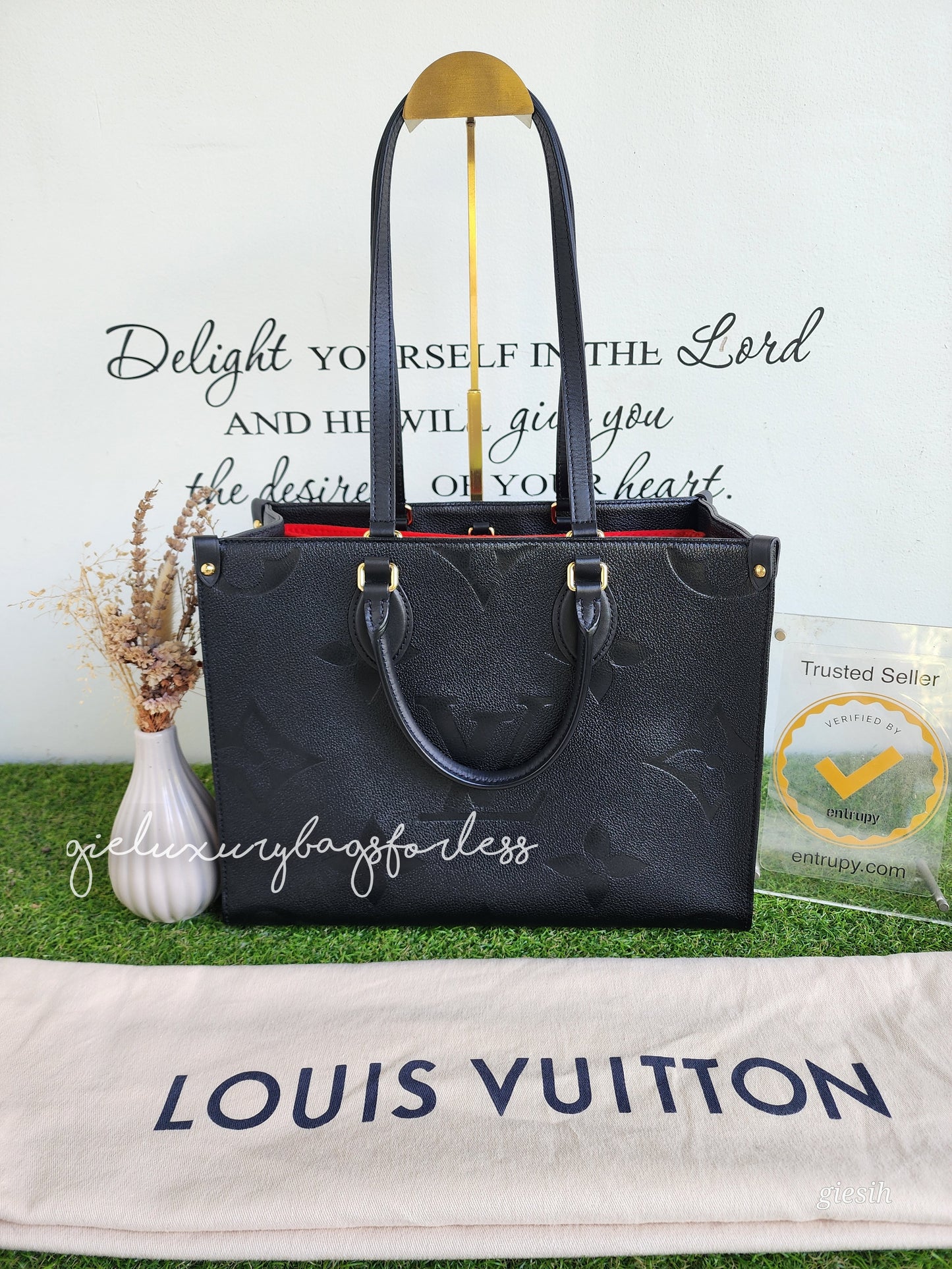 Louis Vuitton OTG MM